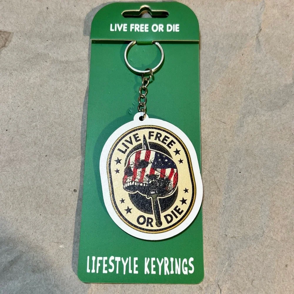 Strategic Retail Partners Live Free or Die Keychain Skull US Flag Dagger NEW